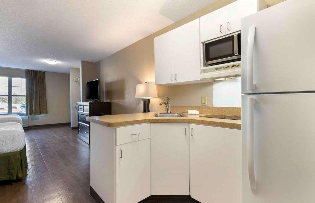 Extended Stay America Suites - Tulsa - Central Habitación foto
